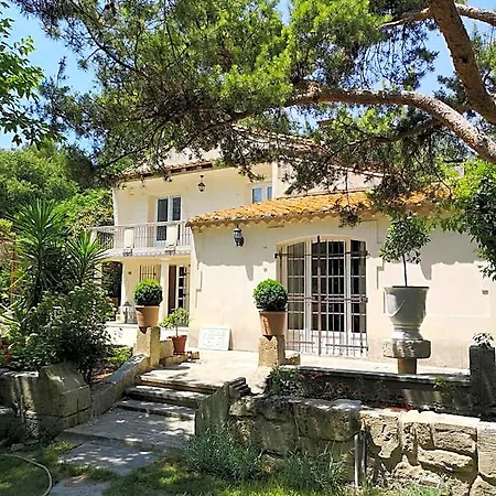 Des Agapes Bed & Breakfast