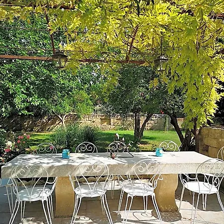 Des Agapes Bed & Breakfast Beaucaire (Gard)